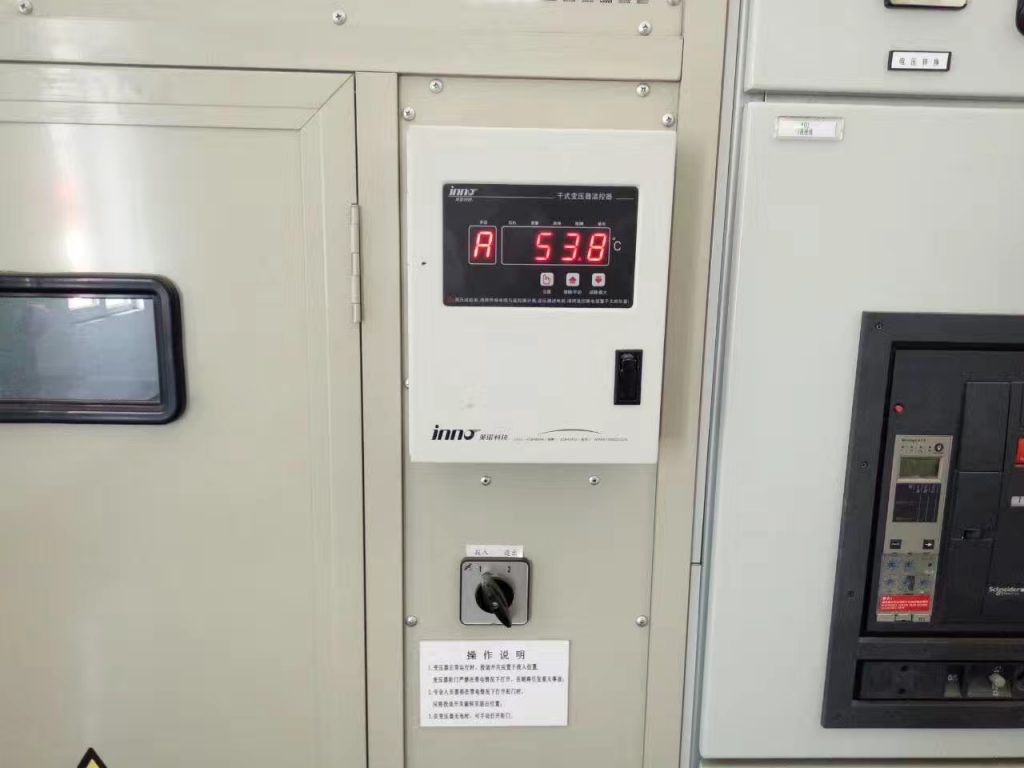 Suchy transformátorovy termostat
